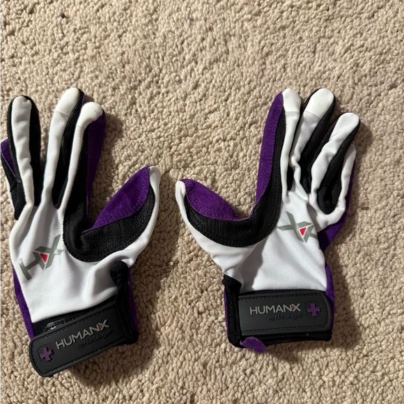HumanX Accessories - Purple and White Women's Gloves
